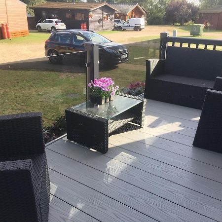 Tattershall Lakes Retreat 3 Bedroom Mini Lodge Waddington  Bagian luar foto