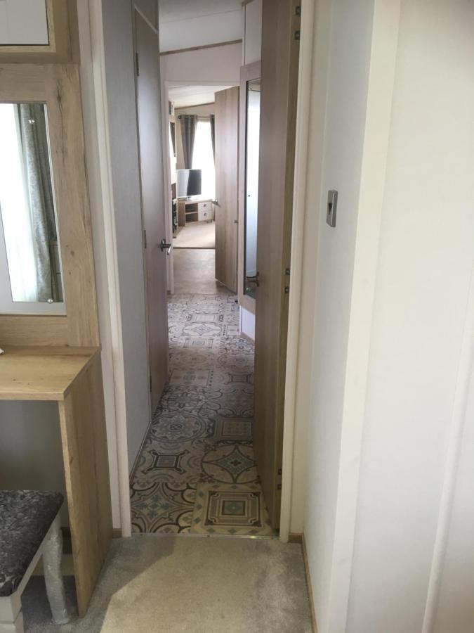 Tattershall Lakes Retreat 3 Bedroom Mini Lodge Waddington  Bagian luar foto