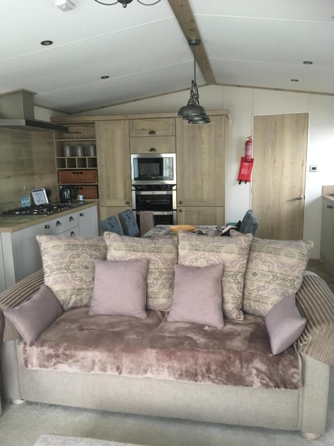 Tattershall Lakes Retreat 3 Bedroom Mini Lodge Waddington  Bagian luar foto