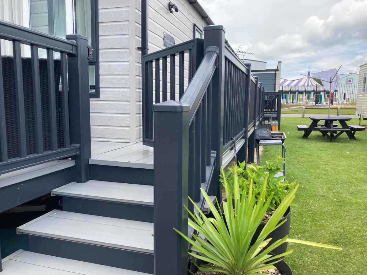 Tattershall Lakes Retreat 3 Bedroom Mini Lodge Waddington  Bagian luar foto